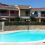 펜션 Casa Cala Sardegna Con Piscina 부도니
